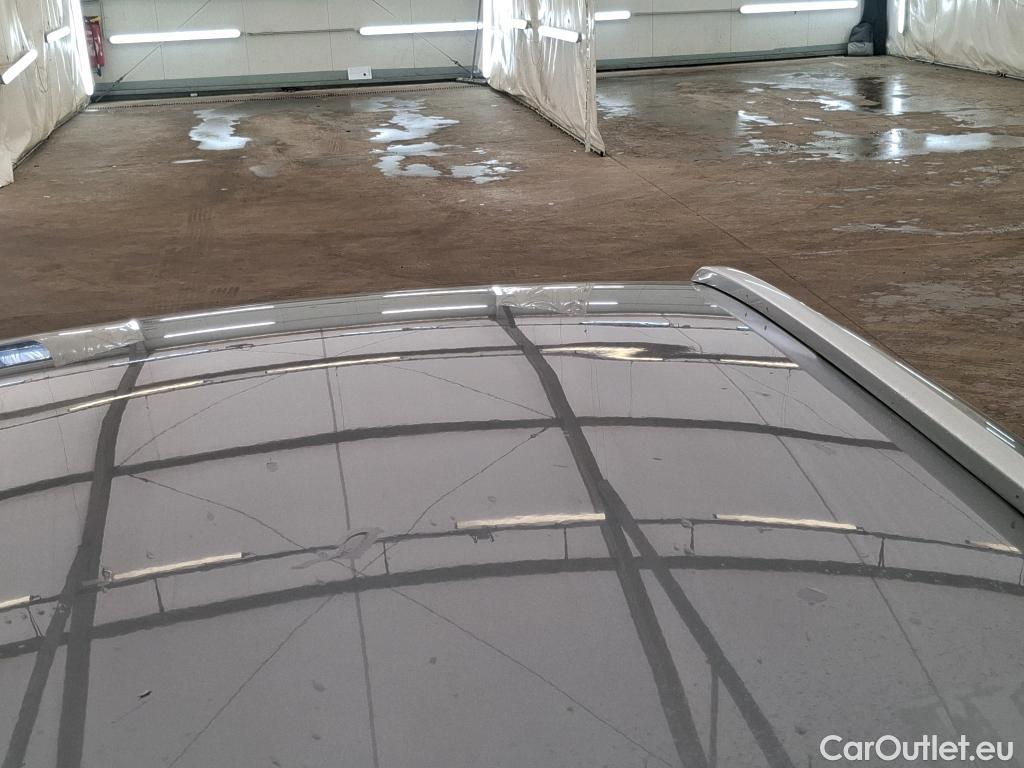  Peugeot  5008 PEUGEOT  / 2020 / 5P / SUV BlueHDi 130 S&S EAT8 Allure #11