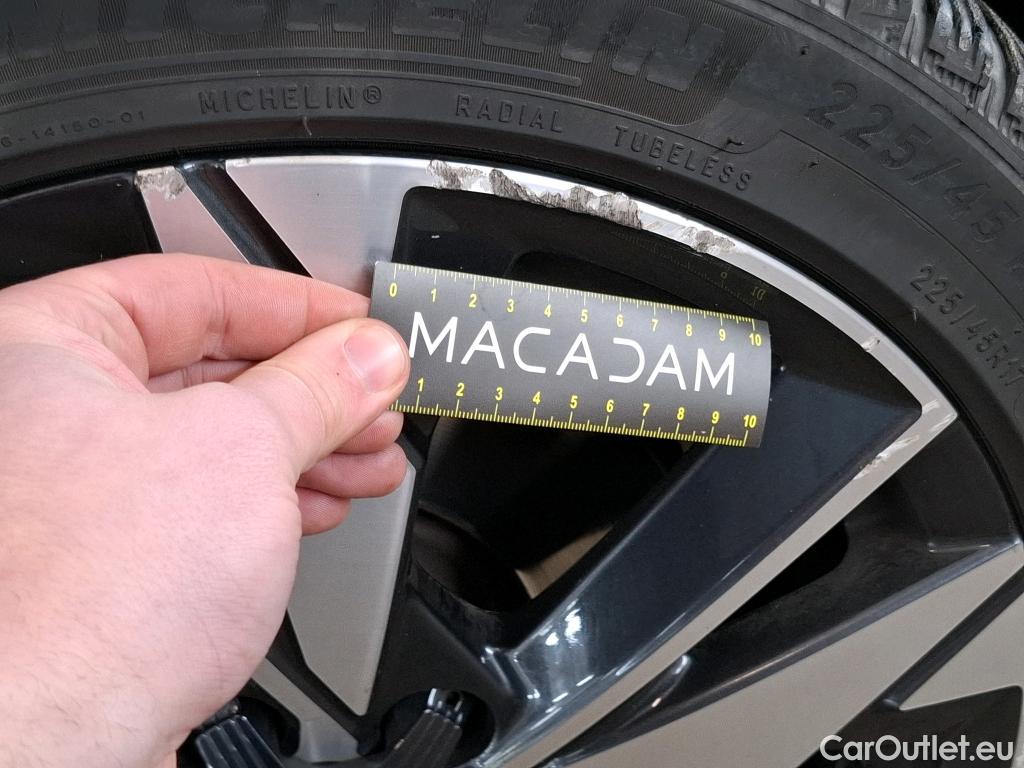  Peugeot  308 PEUGEOT  SW / 2021 / 5P / Break PureTech 130 S&S EAT 8 ALLURE #18