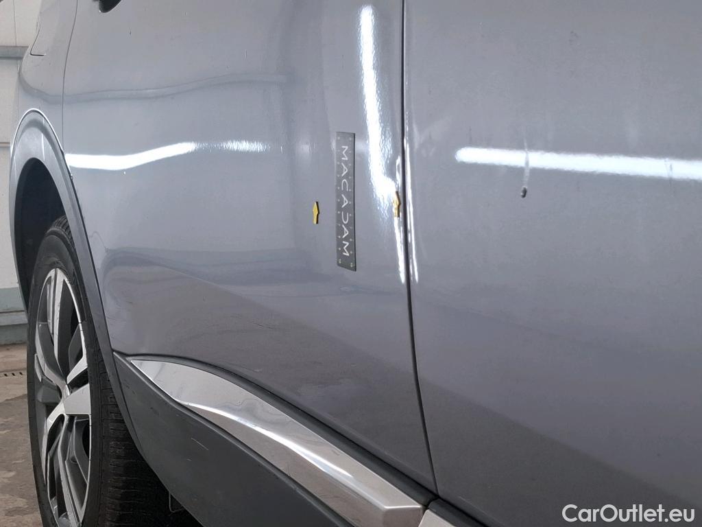  Peugeot  5008 PEUGEOT  / 2020 / 5P / SUV BlueHDi 130 S&S EAT8 Allure #26