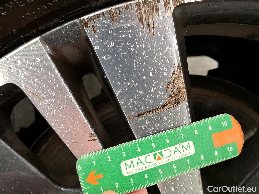  Peugeot  5008  Allure Pack 1.5 HDi 130CV BVM6 7 Sieges E6d #19