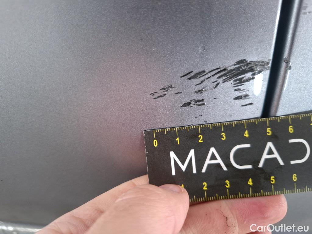  Peugeot  5008 PEUGEOT  / 2020 / 5P / SUV BlueHDi 130 S&S EAT8 Allure #45