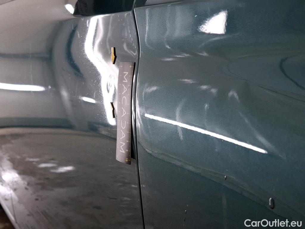  Peugeot  308 PEUGEOT  SW / 2021 / 5P / Break PureTech 130 S&S EAT 8 ALLURE #39