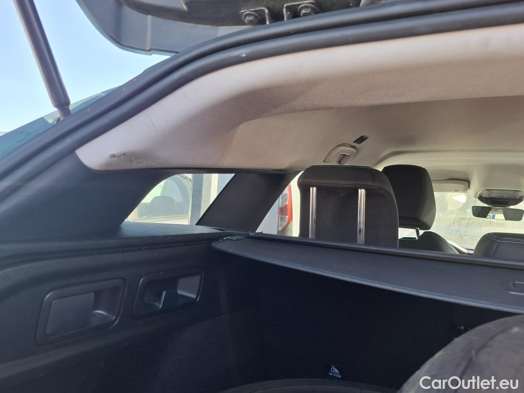  Peugeot  308 PEUGEOT  SW / 2021 / 5P / Break PureTech 130 S&S EAT 8 ALLURE #1