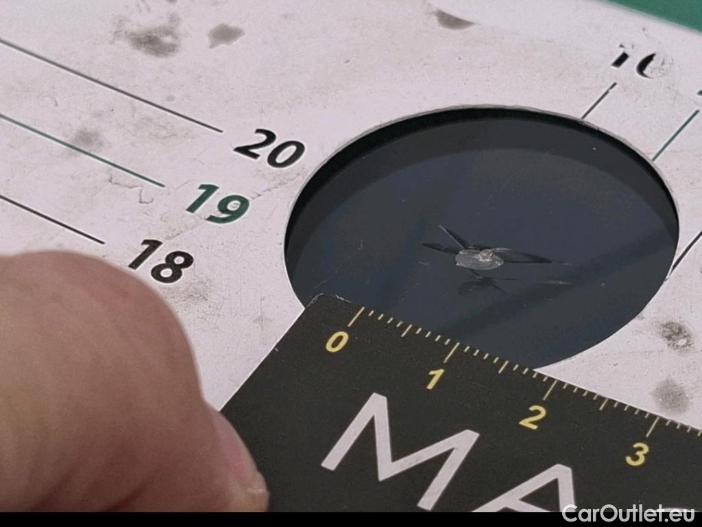  Peugeot  5008 PEUGEOT  / 2020 / 5P / SUV BlueHDi 130 S&S EAT8 Allure #69