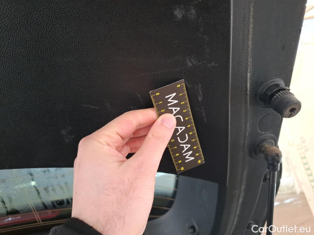  Renault  Captur RENAULT  / 2019 / 5P / SUV Initiale Paris TCe 140 EDC FAP #23