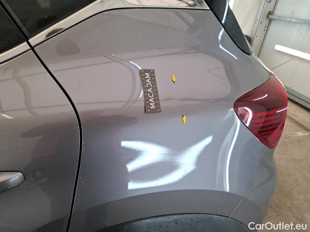  Renault  Captur RENAULT  / 2019 / 5P / SUV Initiale Paris TCe 140 EDC FAP #3