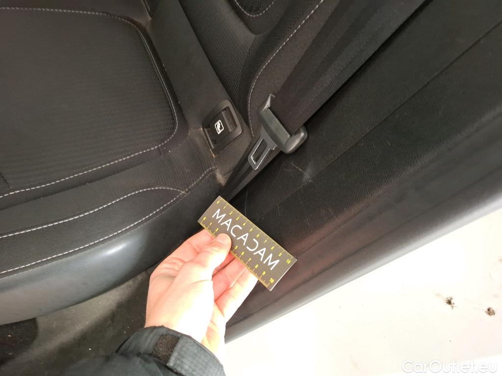  Renault  Megane  IV Grandtour Business 1.5 dCi 115CV BVM6 E6d #34