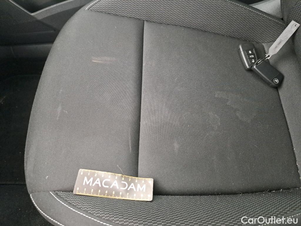  Skoda  Karoq SKODA  / 2017 / 5P / SUV 2.0 TDI 116ch DSG7 Ambition #40