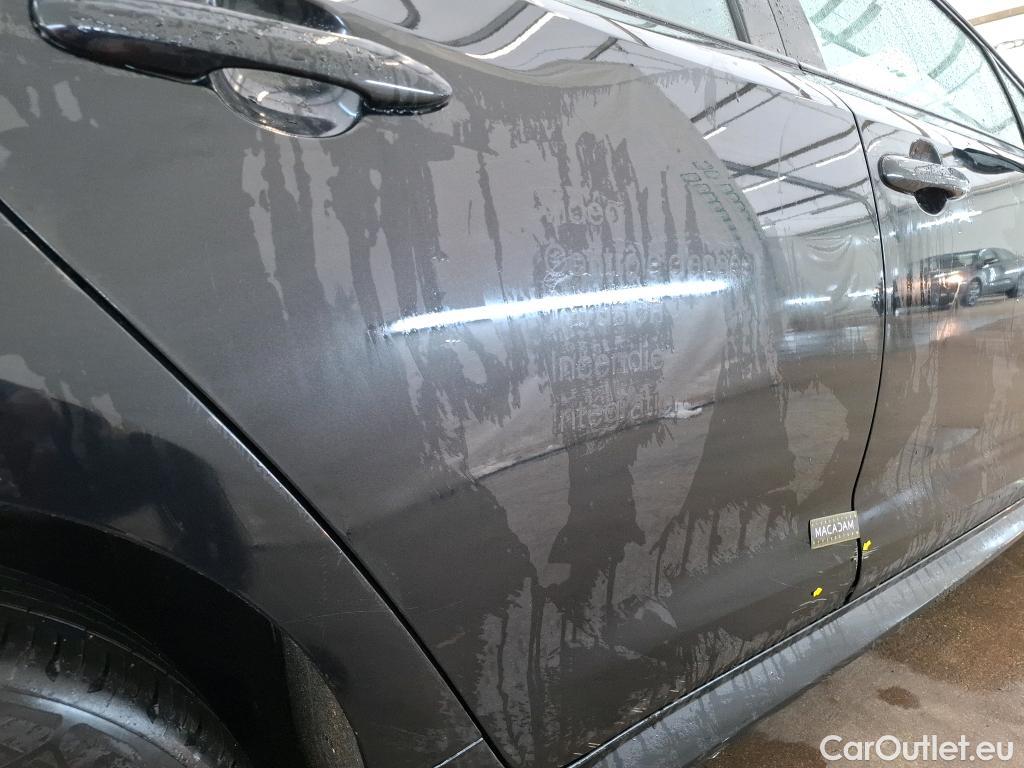  Toyota  Corolla TOYOTA  / 2018 / 5P / Berline Hybride 122h Dynamic Business Beyond Zer #1