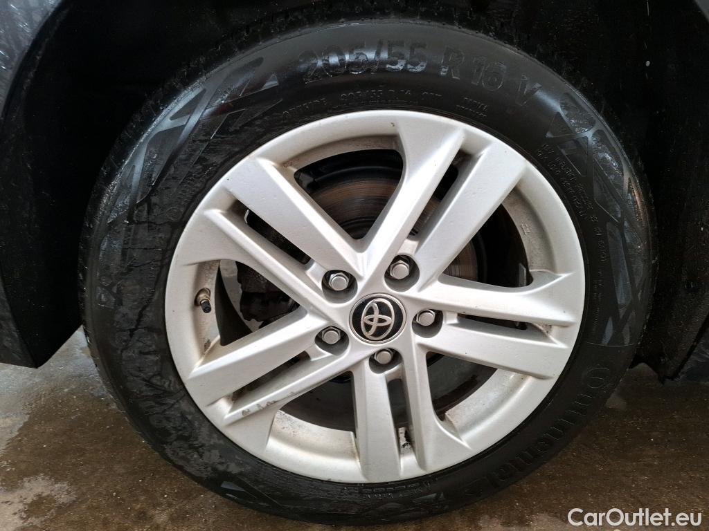  Toyota  Corolla TOYOTA  / 2018 / 5P / Berline Hybride 122h Dynamic Business Beyond Zer #26