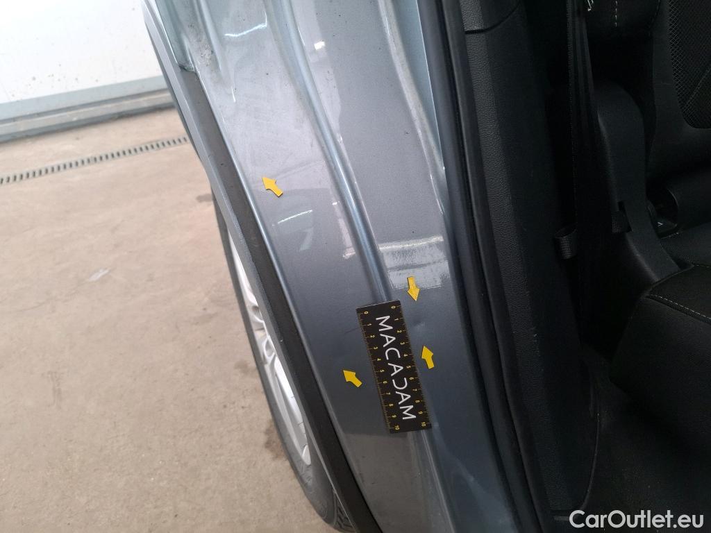  Skoda  Kodiaq SKODA  / 2016 / 5P / SUV 2.0 TDI 150 SCR DSG7 Business #9