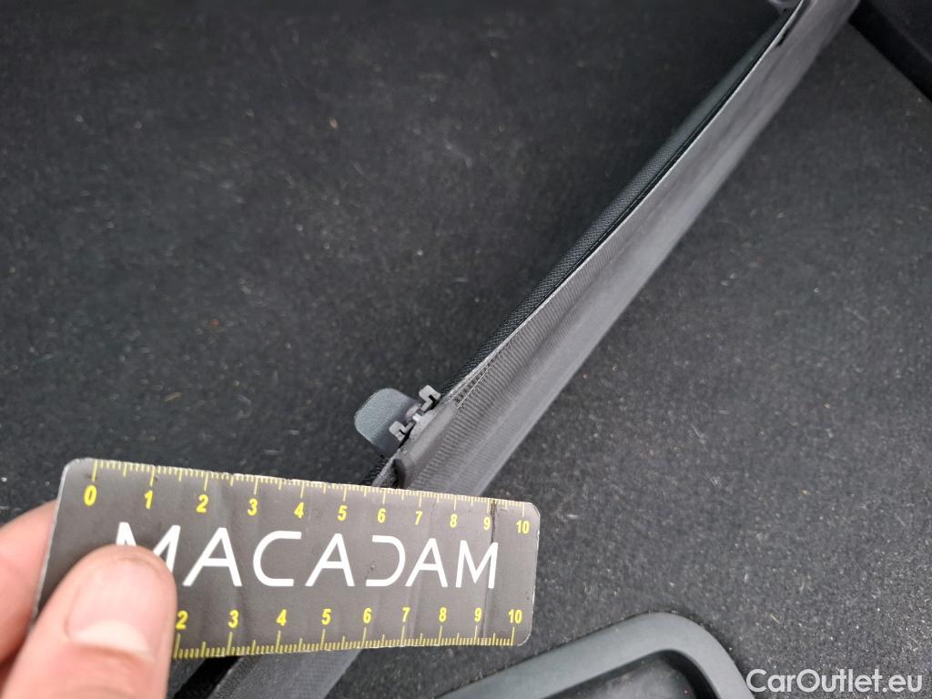  Toyota  Corolla TOYOTA  Touring Sports / 2018 / 5P / Break Hybride 122h Dynamic Business Beyond Zer #2