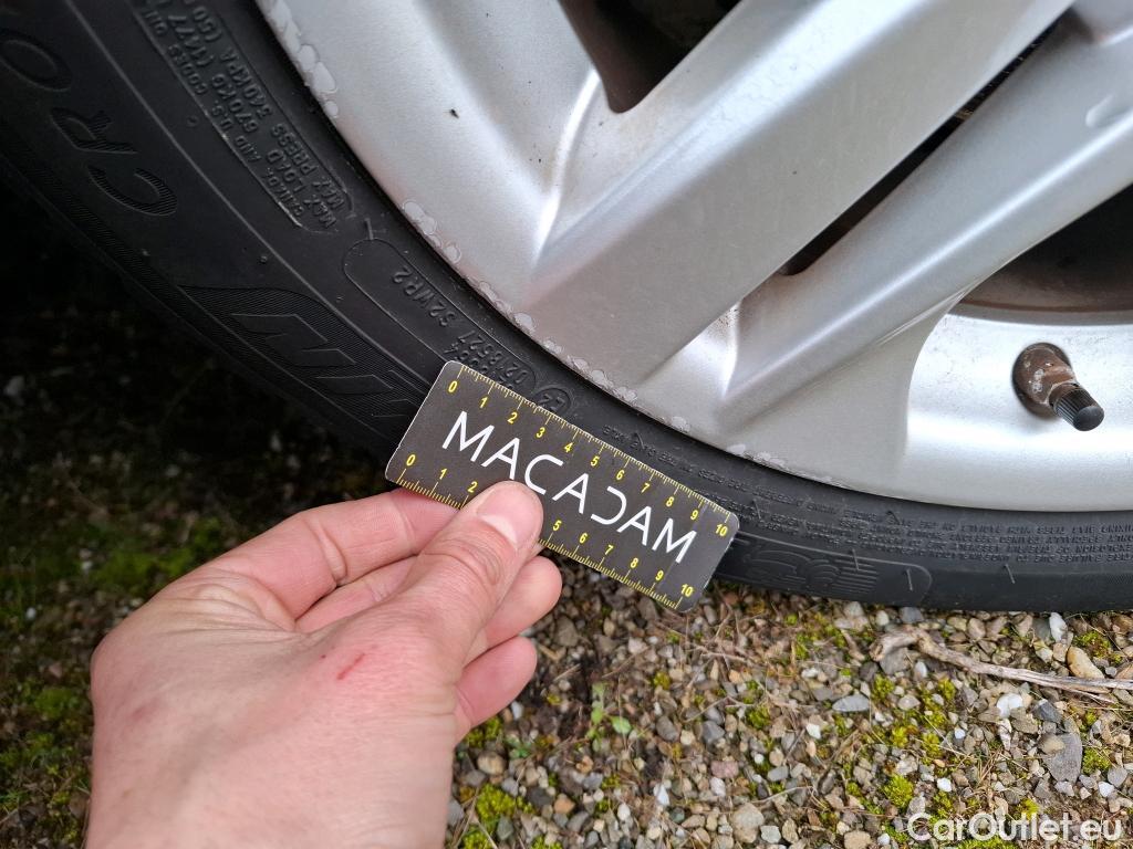  Toyota  Corolla TOYOTA  Touring Sports / 2018 / 5P / Break Hybride 122h Dynamic Business Beyond Zer #12