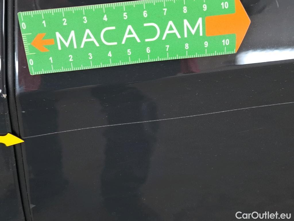  Volkswagen  Golf  VII Berline Confortline Business BMT 2.0 TDI 150CV BVA7 E6dT #9