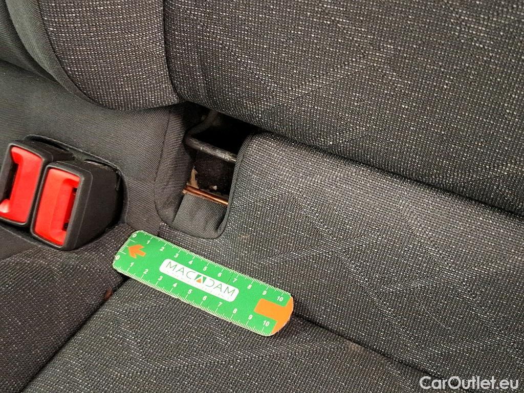  Volkswagen  Golf  VOLKSWAGEN SW  2020  5P  Break 20 TDI SCR 115 DSG7 Life Business #24