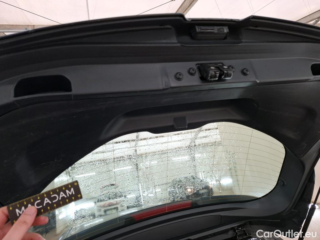  Toyota  Corolla TOYOTA  / 2018 / 5P / Berline Hybride 122h Dynamic Business Beyond Zer #19