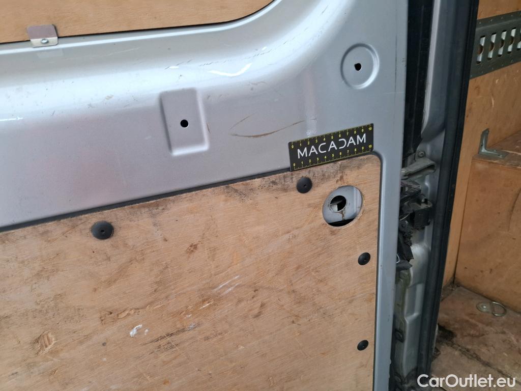  Citroen  Jumper CITROEN  VU 4p Fourgon 30 L2H2 BlueHDi 130 BVM6 Business #46