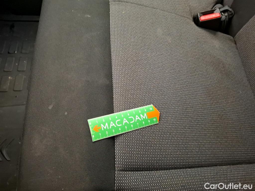  Citroen  Jumpy CITROEN  VU 4p Fourgon Taille M BlueHDi 120 S&S BVM6 Business #64