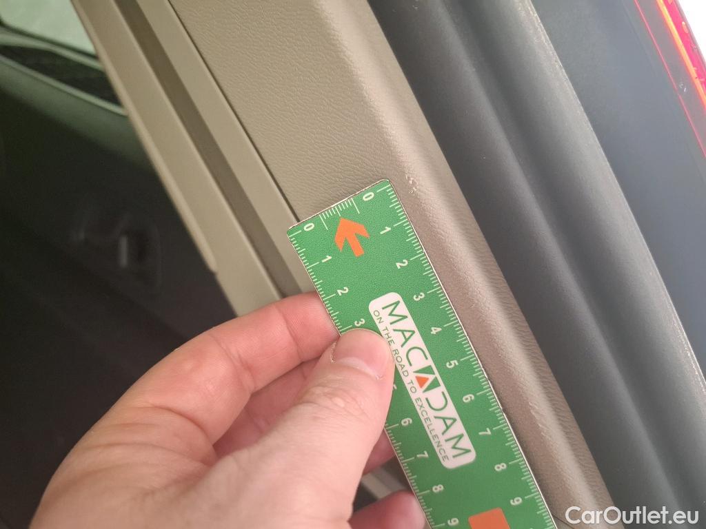  Volvo  V60  Kombi Momentum 2.0 D4 190CV BVA8 E6dT #29