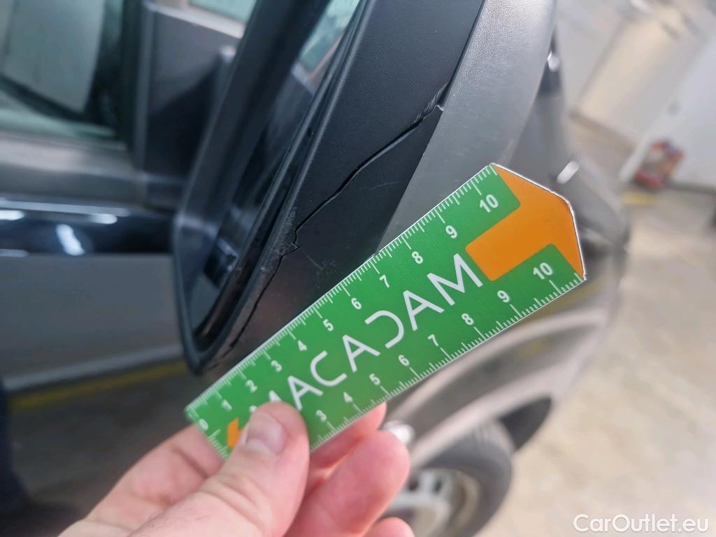  Citroen  Berlingo  Fourgon Club XL 950 1.5 BlueHDi 100CV BVM5 E6dT #1