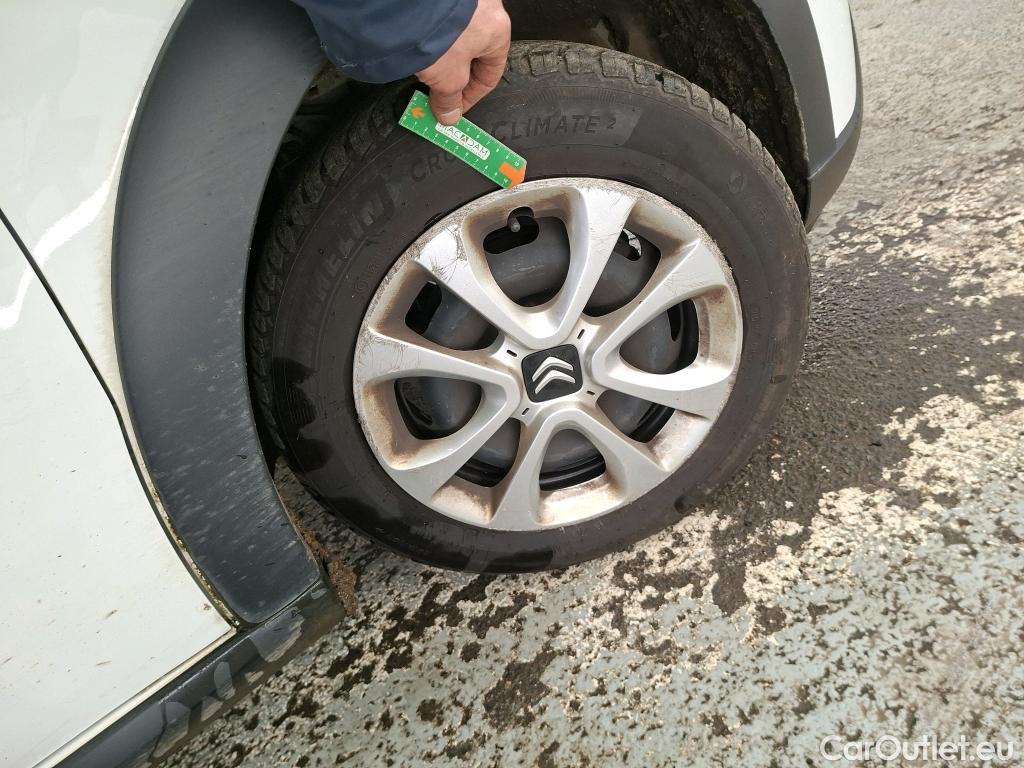  Citroen  C3  Société Feel 1.5 BlueHDI 100CV BVM6 E6d #8