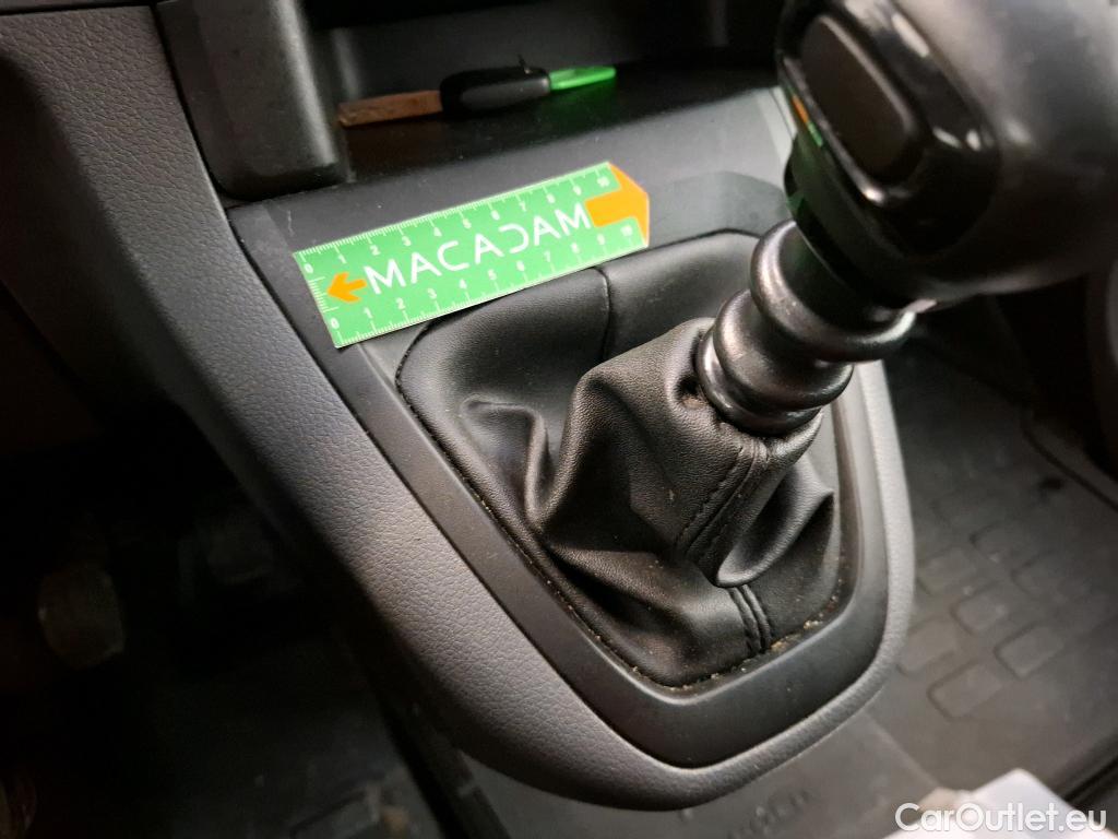  Citroen  Jumpy CITROEN  VU 4p Fourgon Taille M BlueHDi 120 S&S BVM6 Business #56