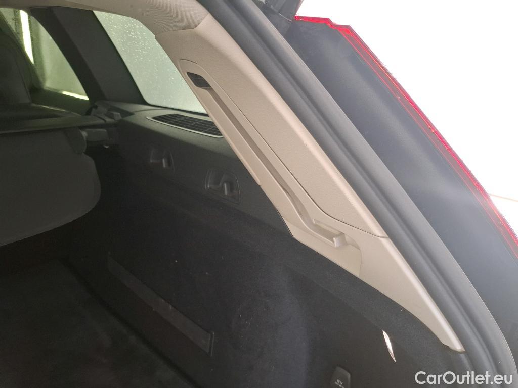  Volvo  V60  Kombi Momentum 2.0 D4 190CV BVA8 E6dT #27