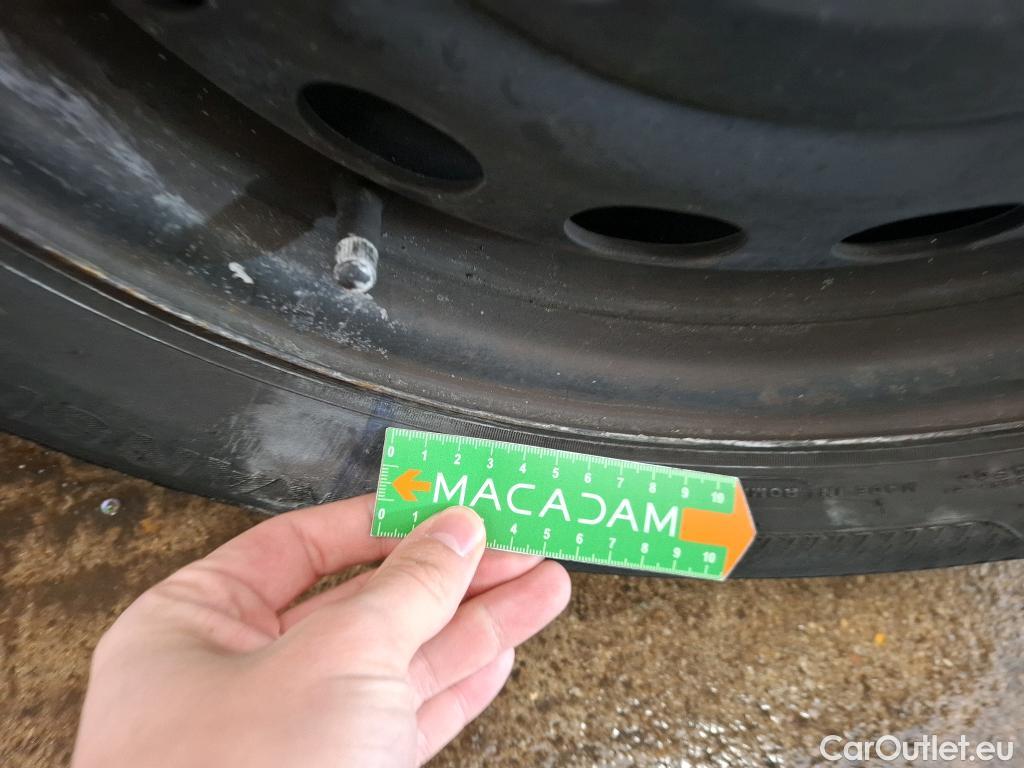  Citroen  Jumpy CITROEN  VU 4p Fourgon Taille M BlueHDi 120 S&S BVM6 Business #49