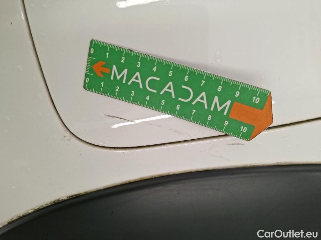  Citroen  C3  Société Feel 1.5 BlueHDI 100CV BVM6 E6d #38