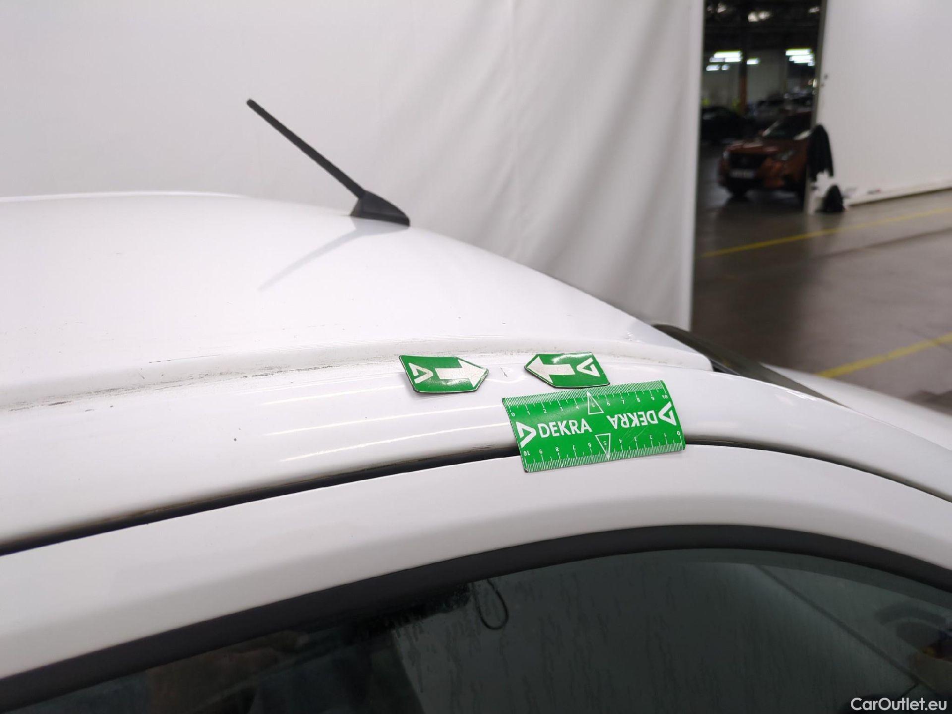  Peugeot  Expert  Fourgon Urban Compact 2.0 HDi 120CV BVA8 E6dT #49