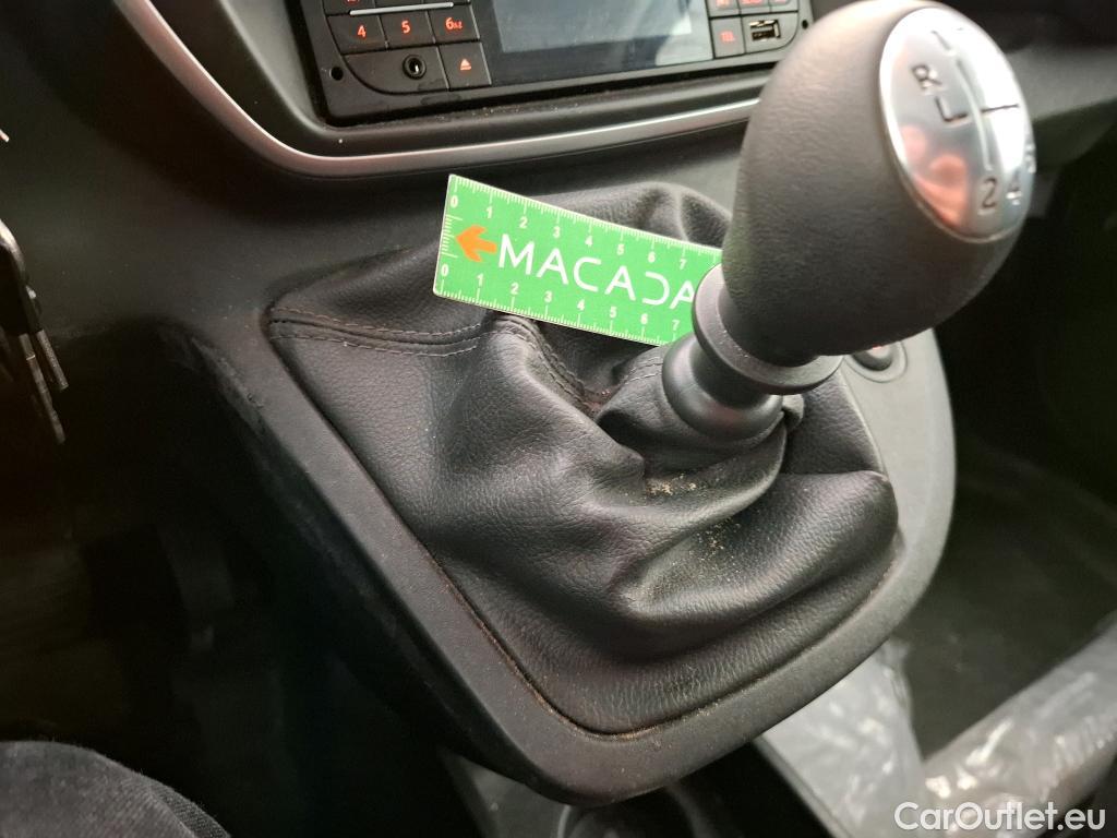  Renault  Kangoo RENAULT  Express / 2013 / 4P / Fourgonnette Grand Confort - Blue dCi 95 #35