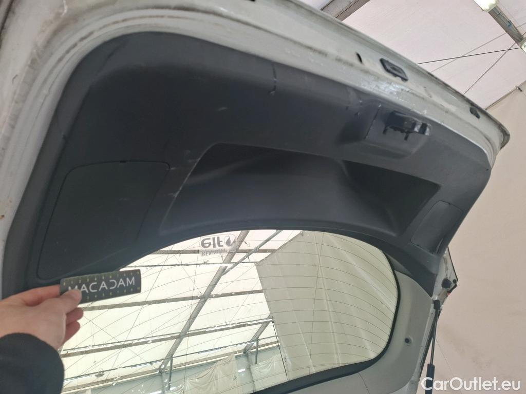  Renault  Megane  III Berline 5pt. Société Air 1.5 dCi 110CV BVM6 E5 #9