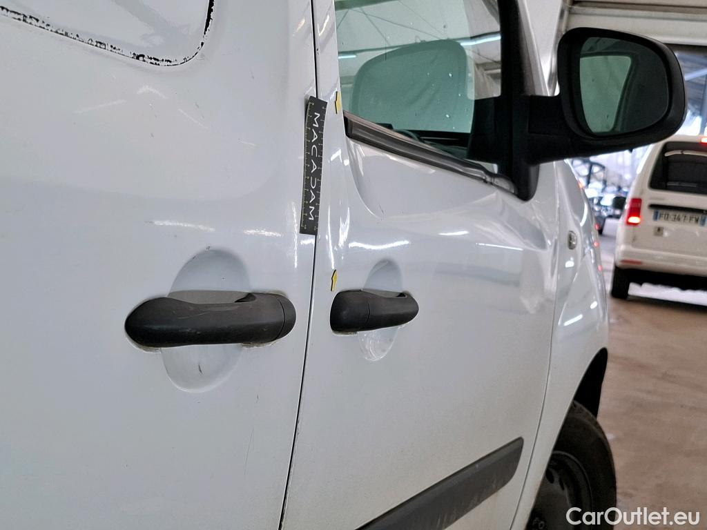  Renault  Kangoo  Express Grand Confort (L1) 1.5 dCi 90CV BVM5 E6 #27