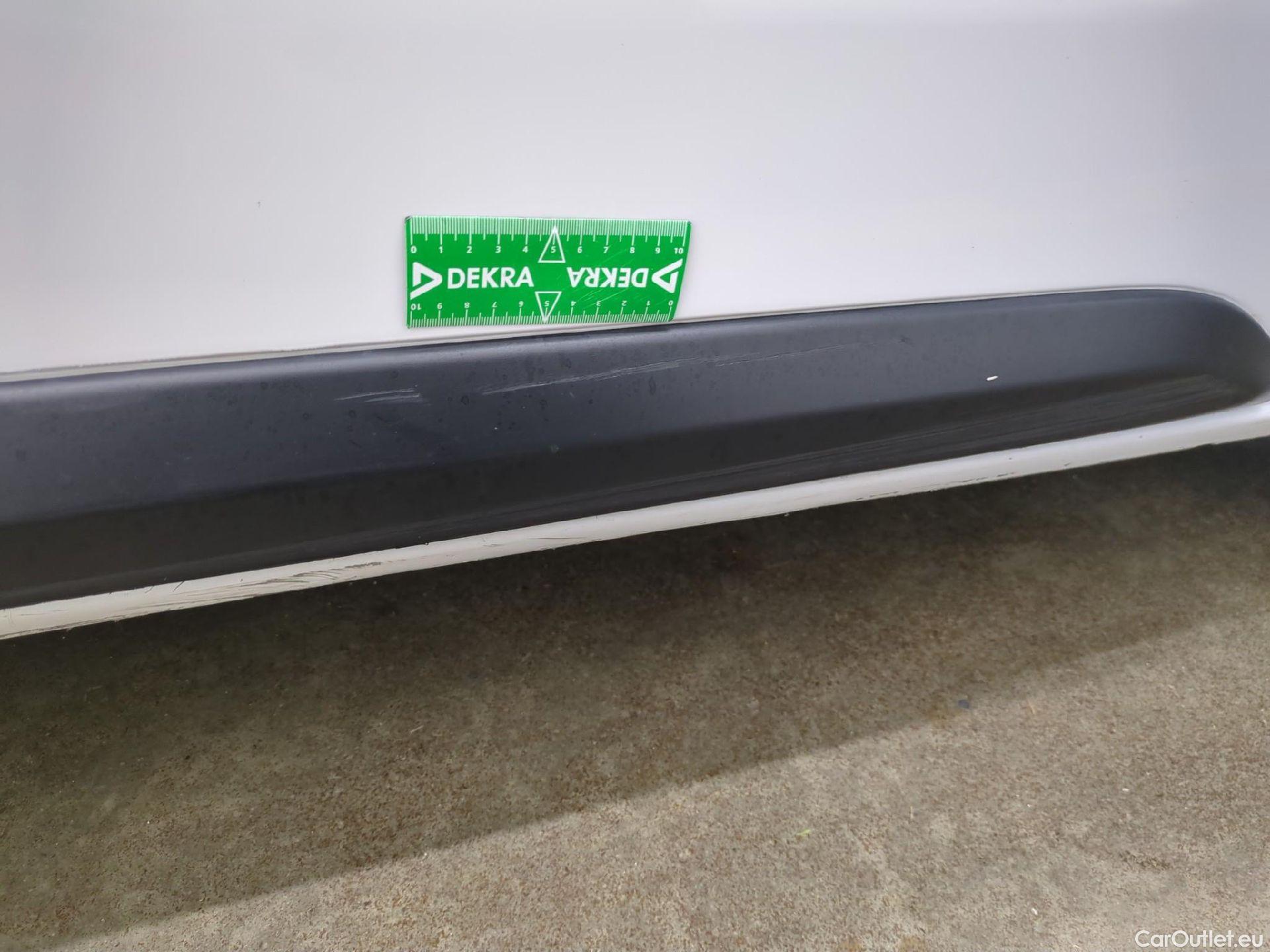  Peugeot  Expert  Fourgon Urban Compact 2.0 HDi 120CV BVA8 E6dT #44