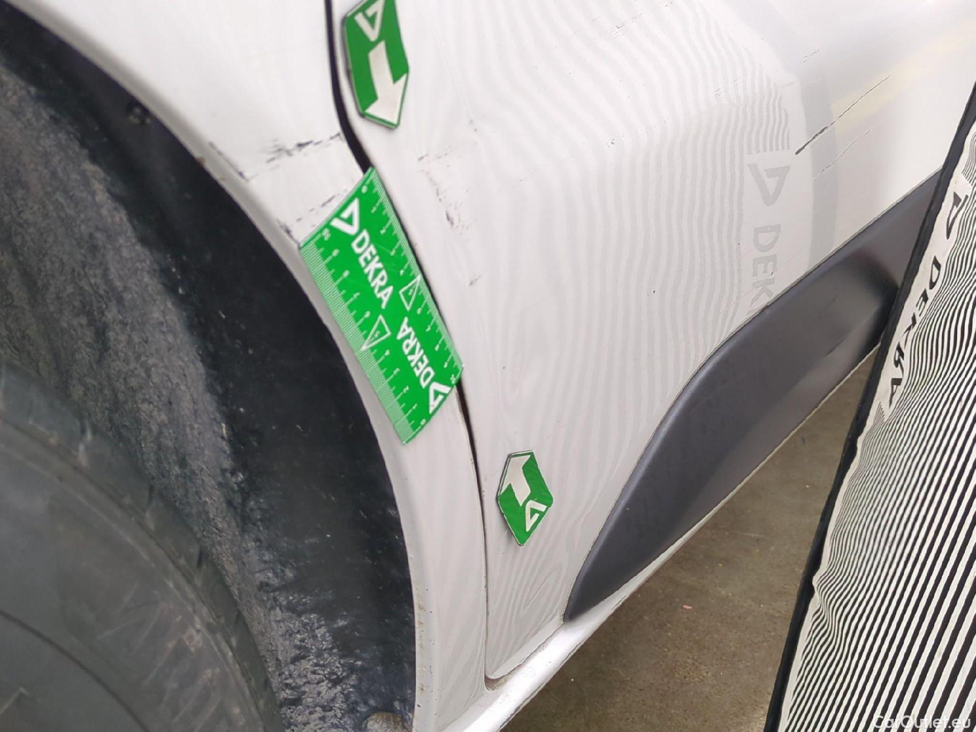  Peugeot  Expert  Fourgon Urban Compact 2.0 HDi 120CV BVA8 E6dT #37