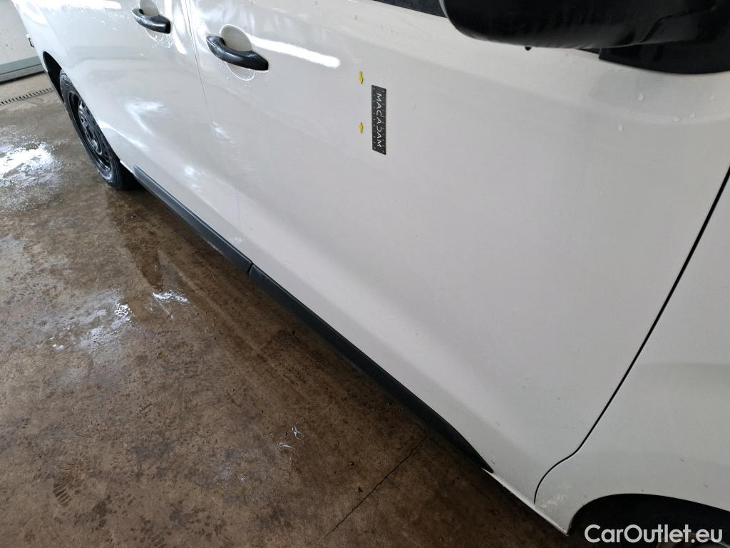  Opel  Vivaro OPEL  / 2019 / 4P / Fourgon tôlé 1.5 Diesel 120 L2 PACK BUSINESS #4