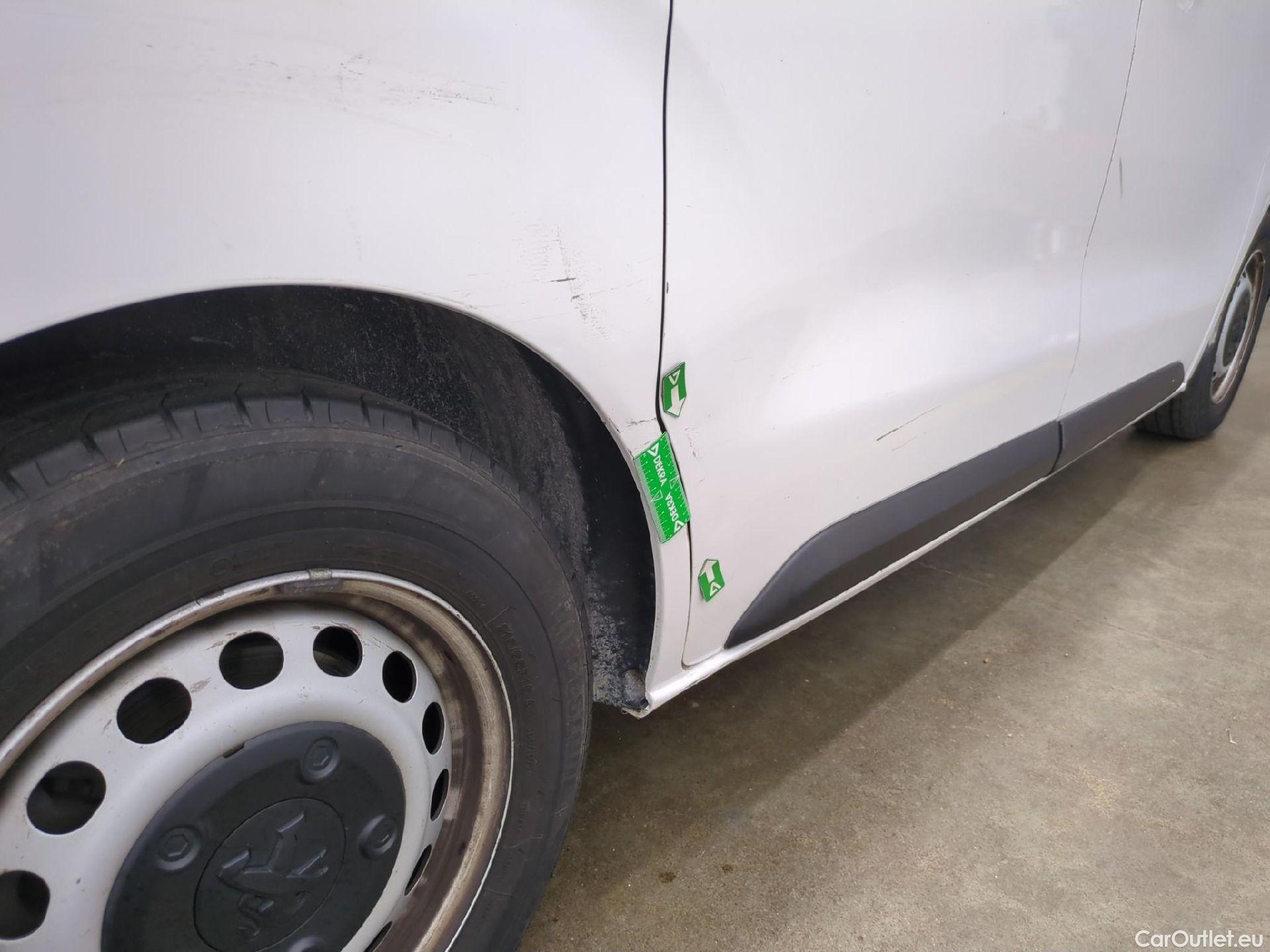  Peugeot  Expert  Fourgon Urban Compact 2.0 HDi 120CV BVA8 E6dT #34