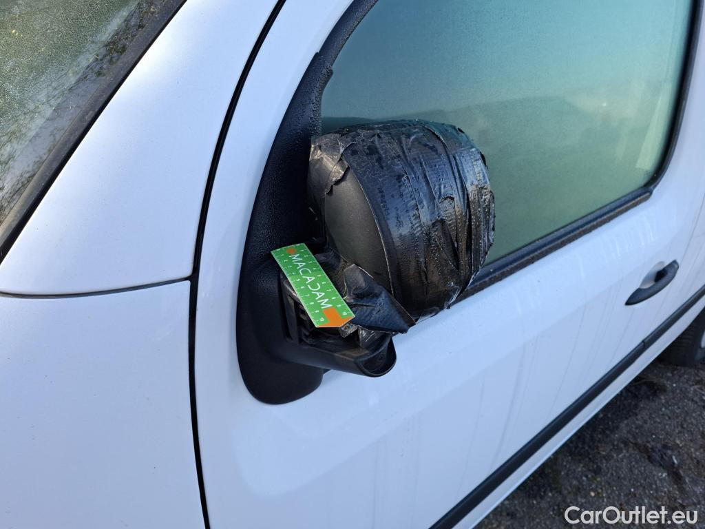  Renault  Kangoo RENAULT  Express / 2013 / 4P / Fourgonnette Grand Confort - Blue dCi 95 #31