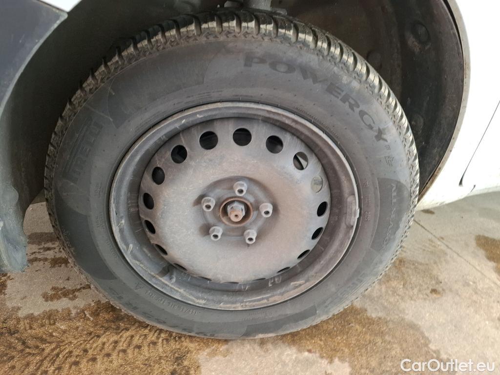  Renault  Kangoo  Express Grand Confort (L1) 1.5 dCi 90CV BVM5 E6 #47