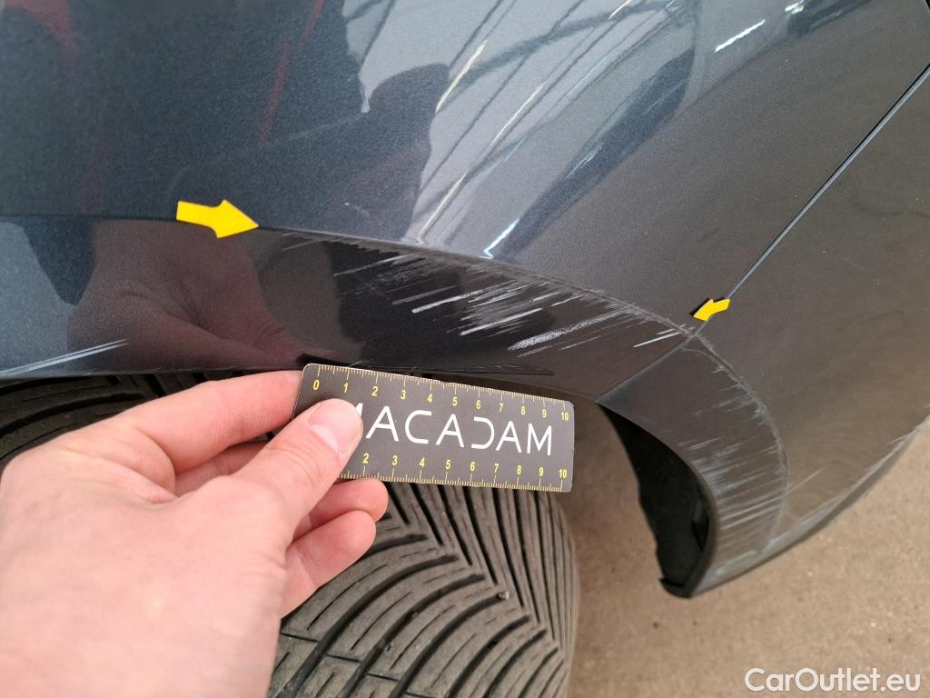  Renault  Megane  IV Berline 5pt. Société Air Nav 1.5 dCi 90CV BVM6 E6 #27