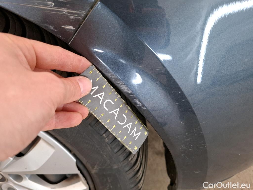  Renault  Megane  IV Berline 5pt. Société Air Nav 1.5 dCi 90CV BVM6 E6 #63