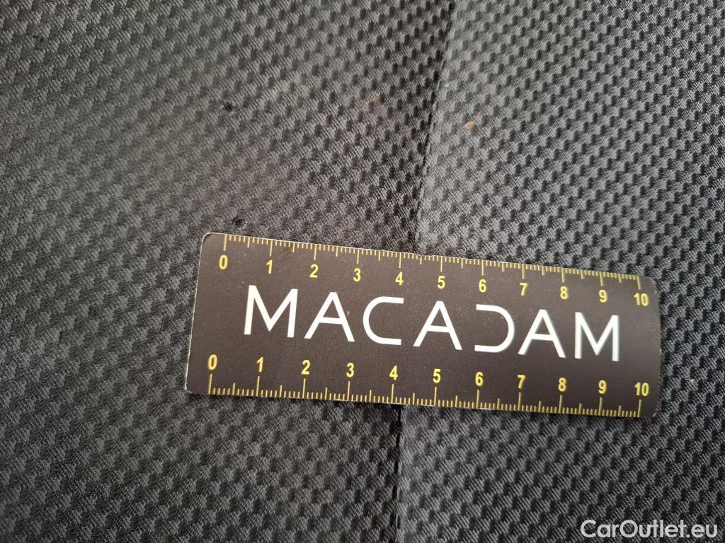  Renault  Megane  IV Berline 5pt. Société Air Nav 1.5 dCi 90CV BVM6 E6 #44