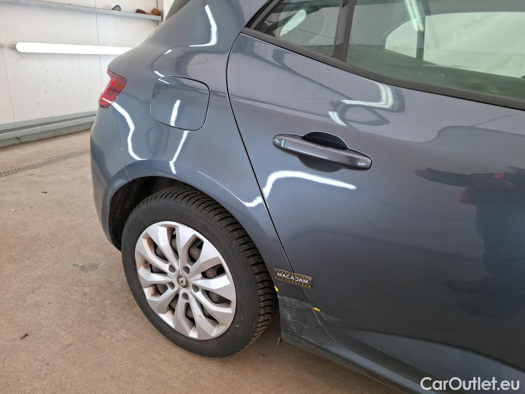  Renault  Megane  IV Berline 5pt. Société Air Nav 1.5 dCi 90CV BVM6 E6 #15