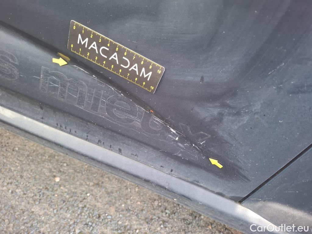  Renault  Megane  IV Berline 5pt. Société Air Nav 1.5 dCi 90CV BVM6 E6 #19