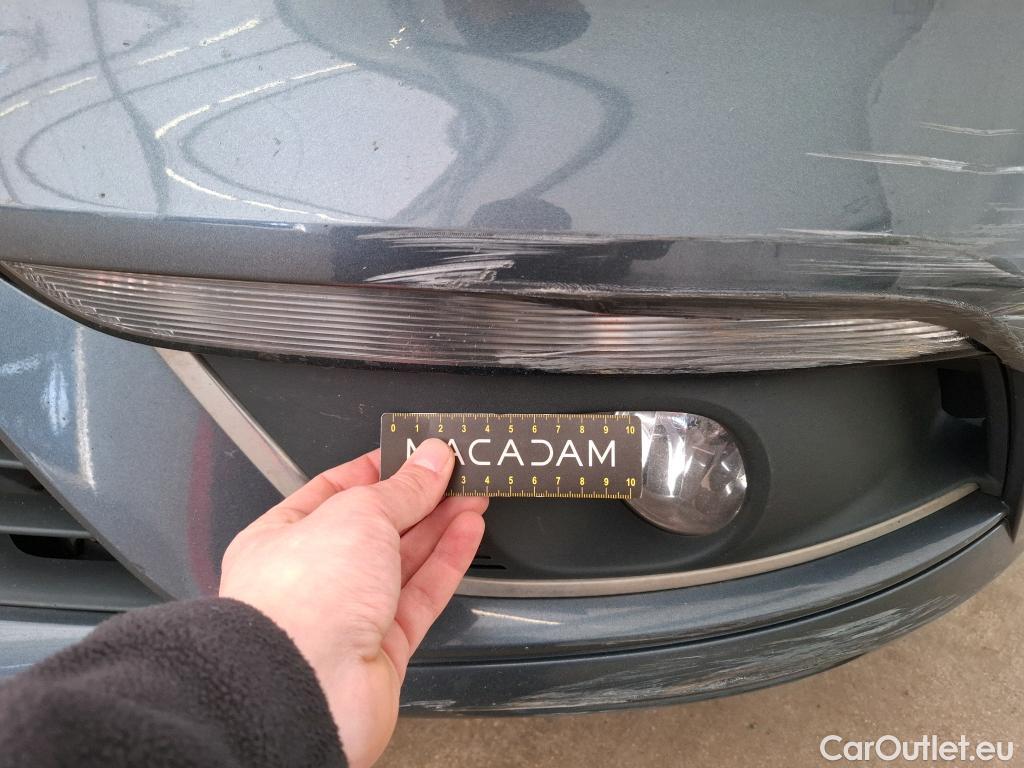  Renault  Megane  IV Berline 5pt. Société Air Nav 1.5 dCi 90CV BVM6 E6 #50