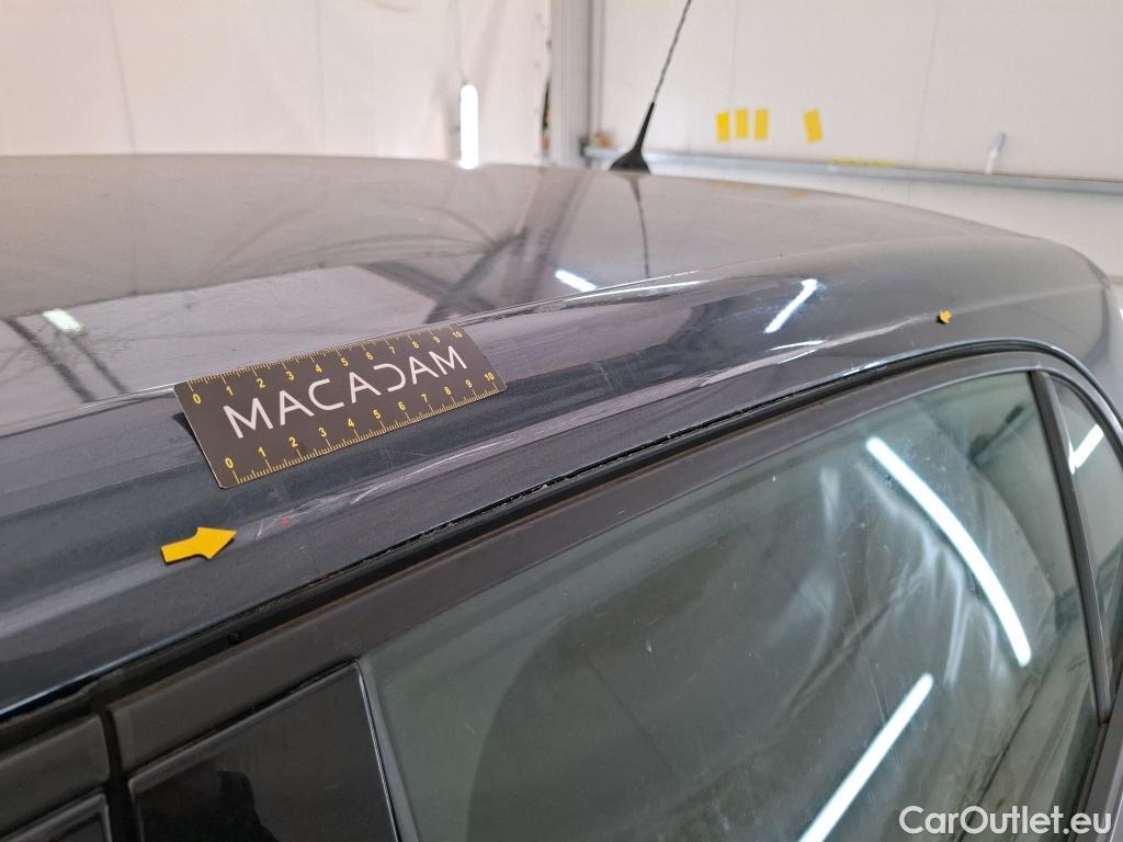  Renault  Megane  IV Berline 5pt. Société Air Nav 1.5 dCi 90CV BVM6 E6 #33