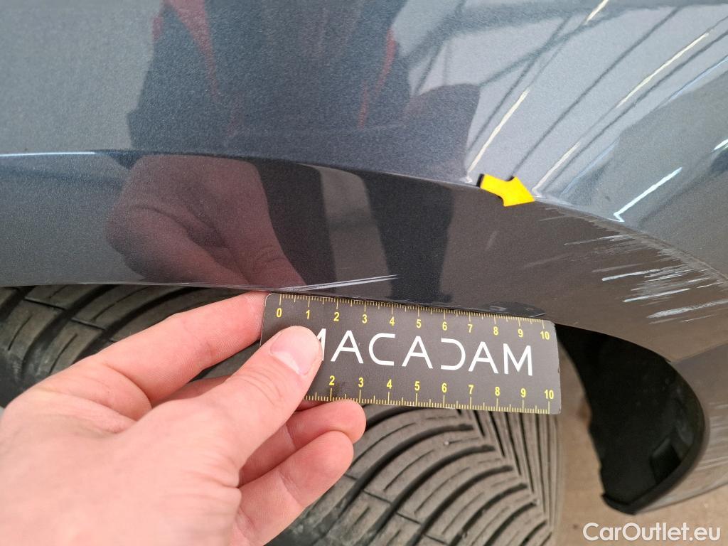  Renault  Megane  IV Berline 5pt. Société Air Nav 1.5 dCi 90CV BVM6 E6 #28