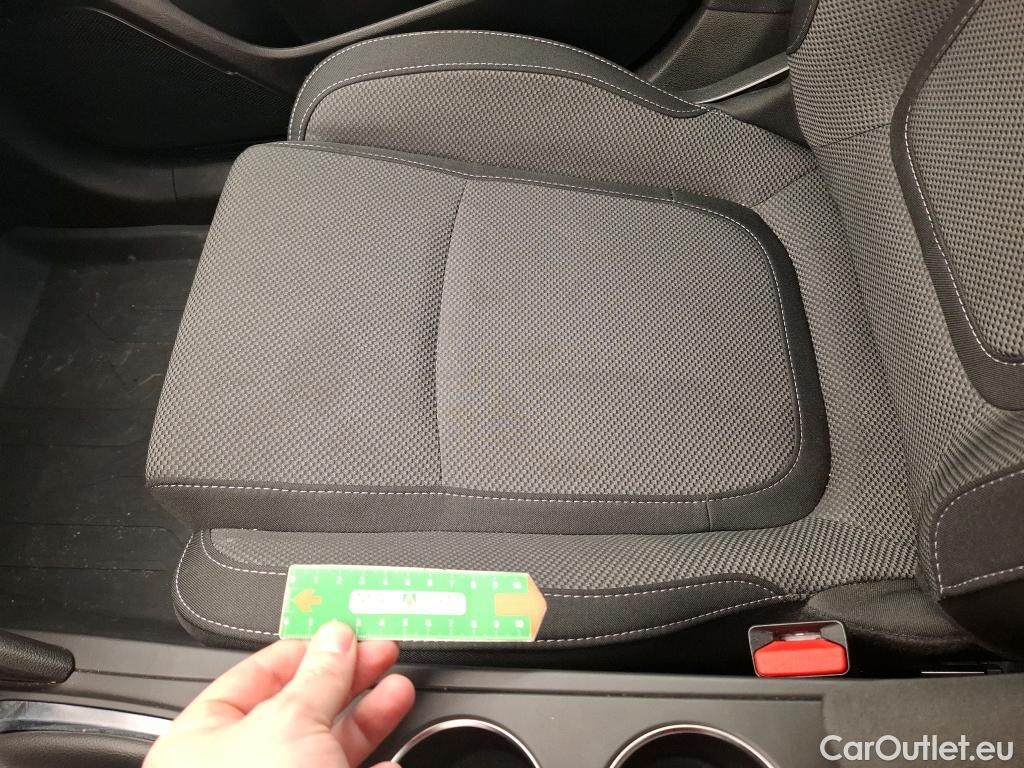  Renault  Megane RENAULT Mégane Société / 2020 / 5P / Berline Air Nav réversible Blue dCi 115 - 21N #12