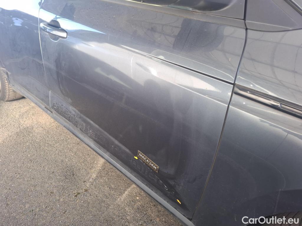  Renault  Megane  IV Berline 5pt. Société Air Nav 1.5 dCi 90CV BVM6 E6 #21