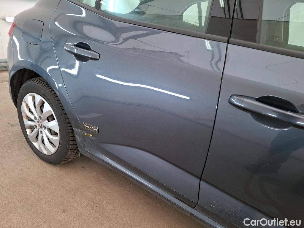  Renault  Megane  IV Berline 5pt. Société Air Nav 1.5 dCi 90CV BVM6 E6 #22